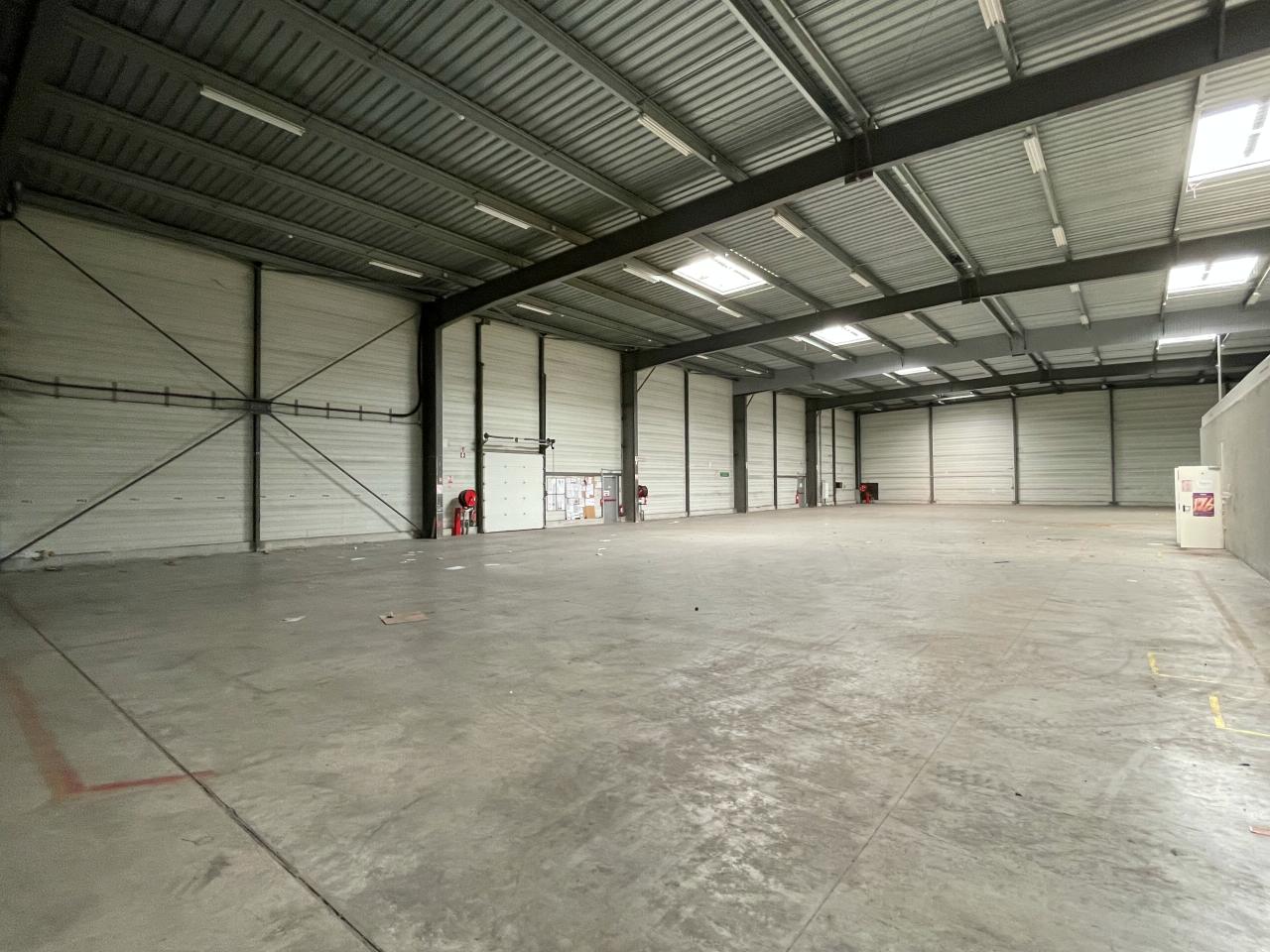 Local d'activité Blanquefort 1690m² Location local d'activité Blanquefort Gironde OLACT2532504 9